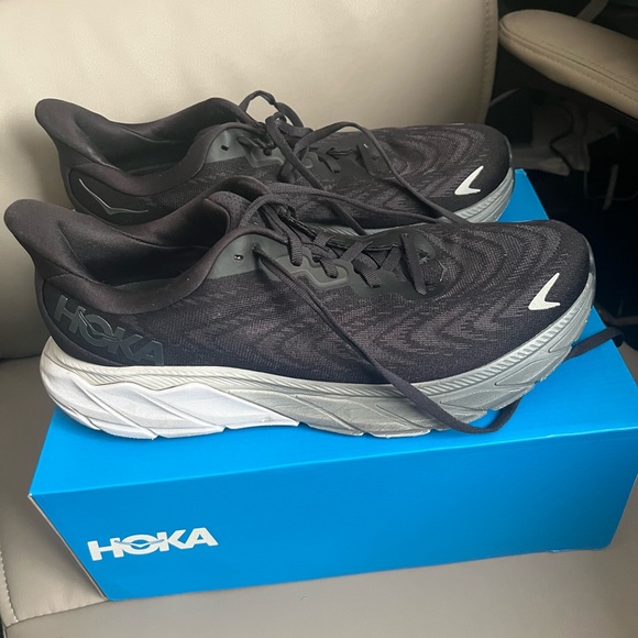 Hoka Arahi 6 - Picture 5 of 11